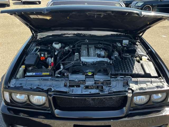 グロリア  グランツーリスモ アルミホイール オートライト AT 電動格納ミラー エアコン パワーステアリング パワーウィンドウ(21枚目)