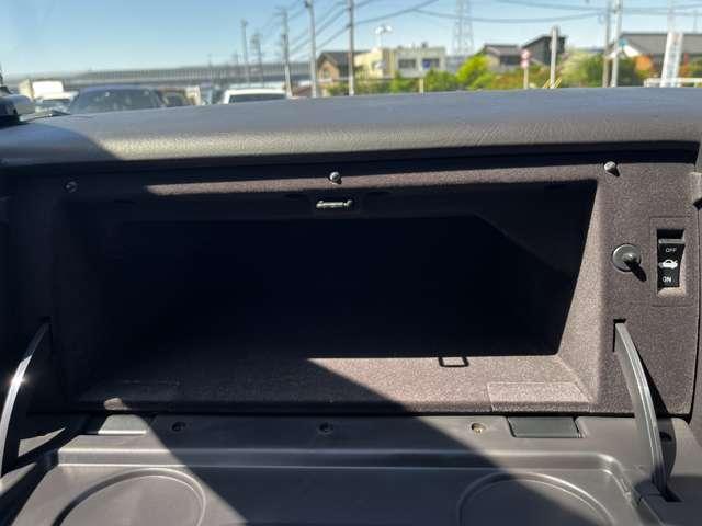 グロリア  グランツーリスモ アルミホイール オートライト AT 電動格納ミラー エアコン パワーステアリング パワーウィンドウ(45枚目)