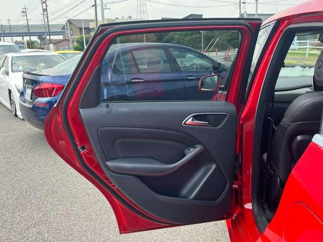 Bクラス B180 スポーツ ETC バックカメラ ナビ クリアランスソナー オートクルーズコントロール アルミホイール オートライト パワーシート スマートキー 電動格納ミラー AT 盗難防止システム ABS CD エアコン(32枚目)