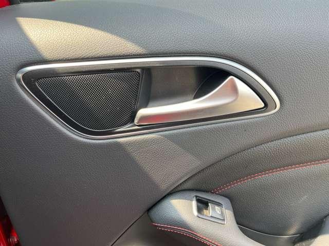 Bクラス B180 スポーツ ETC バックカメラ ナビ クリアランスソナー オートクルーズコントロール アルミホイール オートライト パワーシート スマートキー 電動格納ミラー AT 盗難防止システム ABS CD エアコン(47枚目)