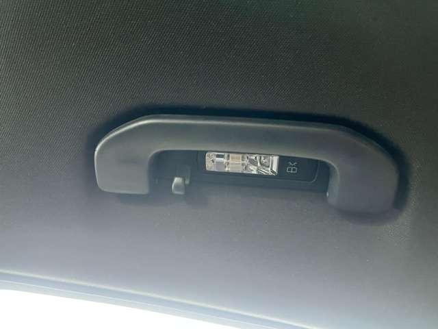 ＧＬＣ ＧＬＣ２２０ｄ　４マチック　クーペスポーツ　４ＷＤ　ＥＴＣ　全周囲カメラ　クリアランスソナー　オートクルーズコントロール　レーンアシスト　パワーシート　衝突被害軽減システム　サンルーフ　オートライト　ＬＥＤヘッドランプ　電動リアゲート（43枚目）