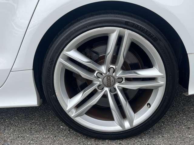 S7スポーツバック ベースグレード 4WD ドライブレコーダー ETC クリアランスソナー オートクルーズコントロール バックカメラ ナビ アルミホイール オートライト サンルーフ AT シートヒーター スマートキー(20枚目)