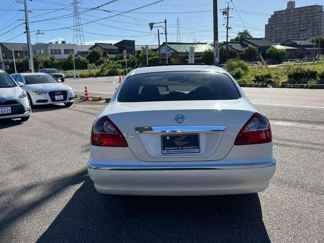 シーマ 300Gグランドツーリング ETC ナビ アルミホイール オートライト HID サンルーフ AT キーレスエントリー 電動格納ミラー 盗難防止システム CD DVD再生 カセット 衝突安全ボディ ABS エアコン(16枚目)