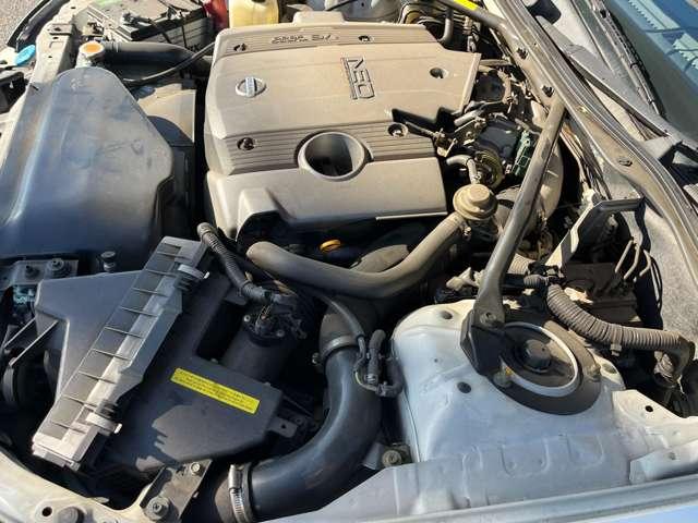 シーマ 300Gグランドツーリング ETC ナビ アルミホイール オートライト HID サンルーフ AT キーレスエントリー 電動格納ミラー 盗難防止システム CD DVD再生 カセット 衝突安全ボディ ABS エアコン(23枚目)