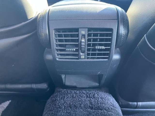 シーマ 300Gグランドツーリング ETC ナビ アルミホイール オートライト HID サンルーフ AT キーレスエントリー 電動格納ミラー 盗難防止システム CD DVD再生 カセット 衝突安全ボディ ABS エアコン(50枚目)