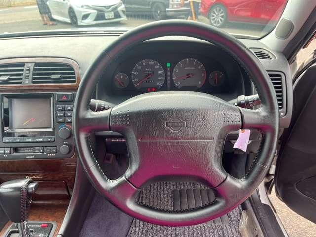 グロリア グランツーリスモSV アルミホイール AT 電動格納ミラー CD カセット エアコン パワーステアリング パワーウィンドウ(2枚目)