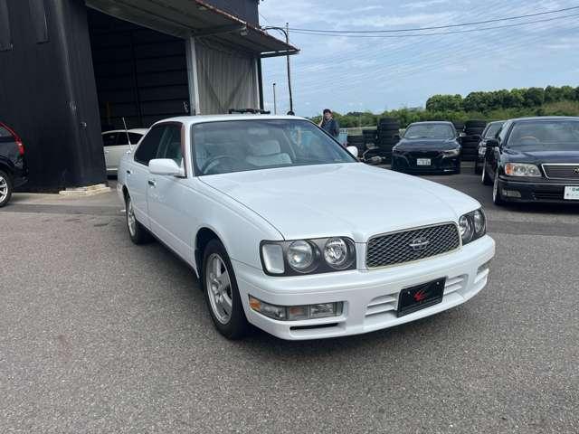 グロリア グランツーリスモSV アルミホイール AT 電動格納ミラー CD カセット エアコン パワーステアリング パワーウィンドウ(10枚目)