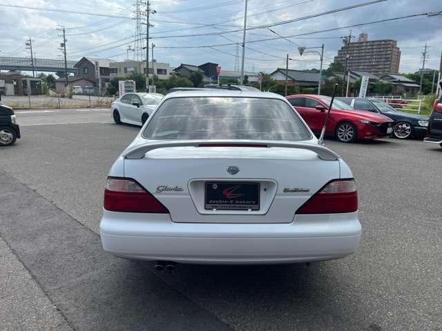 グロリア グランツーリスモSV アルミホイール AT 電動格納ミラー CD カセット エアコン パワーステアリング パワーウィンドウ(15枚目)