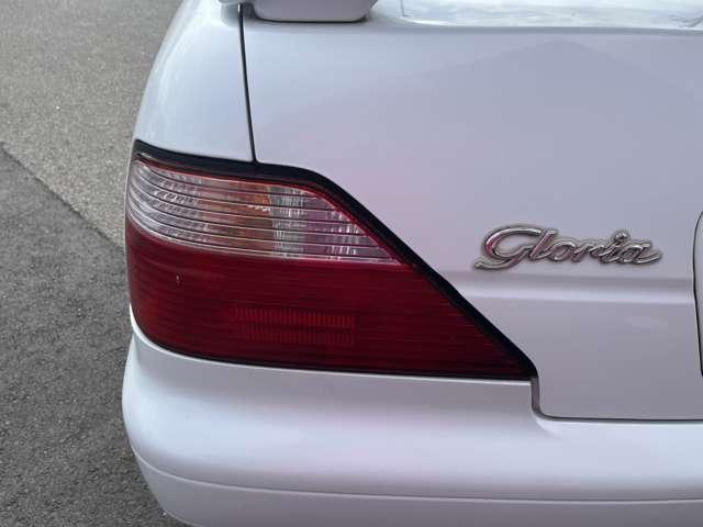 グロリア グランツーリスモSV アルミホイール AT 電動格納ミラー CD カセット エアコン パワーステアリング パワーウィンドウ(16枚目)