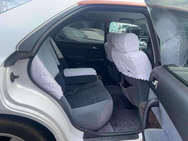 グロリア グランツーリスモSV アルミホイール AT 電動格納ミラー CD カセット エアコン パワーステアリング パワーウィンドウ(27枚目)