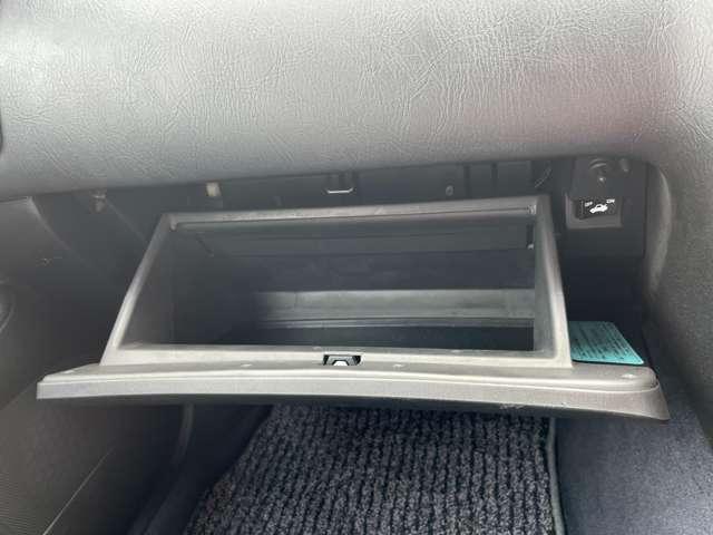 グロリア グランツーリスモSV アルミホイール AT 電動格納ミラー CD カセット エアコン パワーステアリング パワーウィンドウ(37枚目)