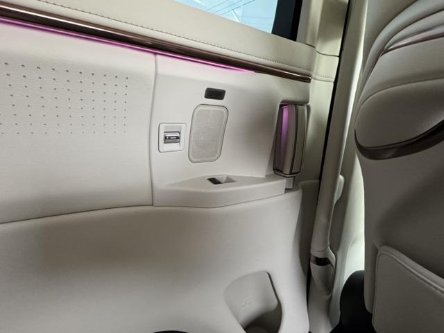 LM LM500h バージョンL 4WD 全周囲カメラ ナビ クリアランスソナー オートクルーズコントロール パークアシスト 衝突被害軽減システム 両側電動スライドドア オートマチックハイビーム オートライト LEDヘッドランプ(50枚目)