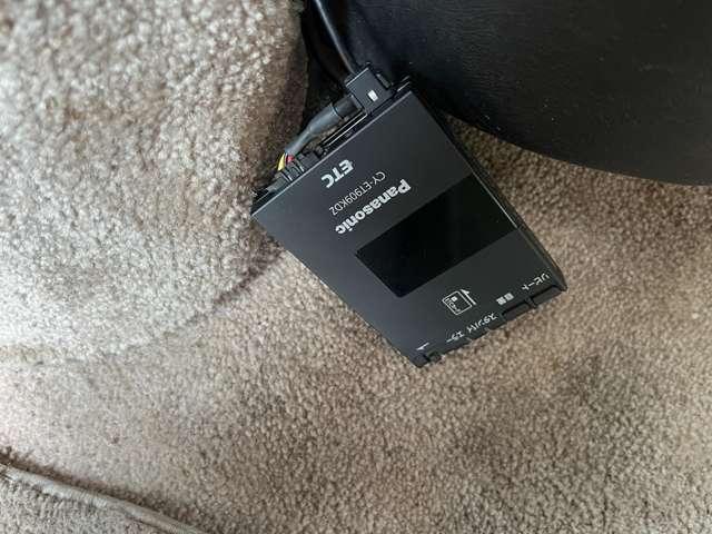 シボレーエクスプレス ベースグレード 左ハンドル ETC アルミホイール エアコン 運転席エアバッグ(4枚目)