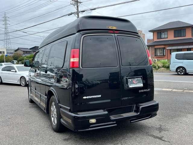 シボレーエクスプレス ベースグレード 左ハンドル ETC アルミホイール エアコン 運転席エアバッグ(6枚目)