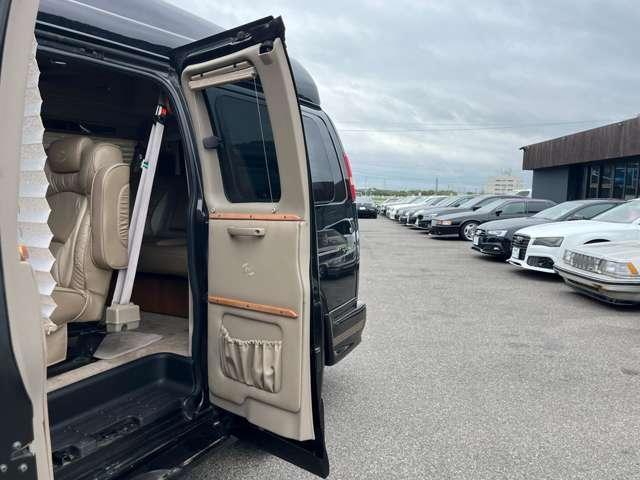 シボレーエクスプレス ベースグレード 左ハンドル ETC アルミホイール エアコン 運転席エアバッグ(19枚目)