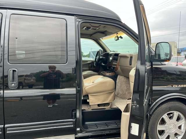 シボレーエクスプレス ベースグレード 左ハンドル ETC アルミホイール エアコン 運転席エアバッグ(22枚目)