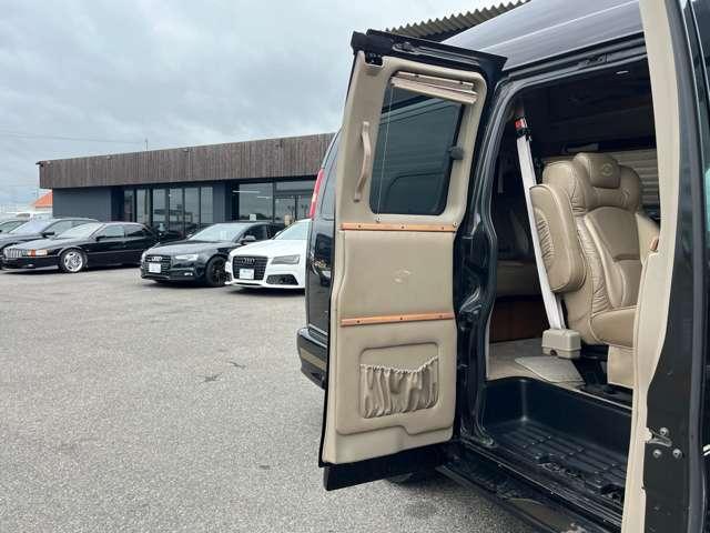 シボレーエクスプレス ベースグレード 左ハンドル ETC アルミホイール エアコン 運転席エアバッグ(23枚目)