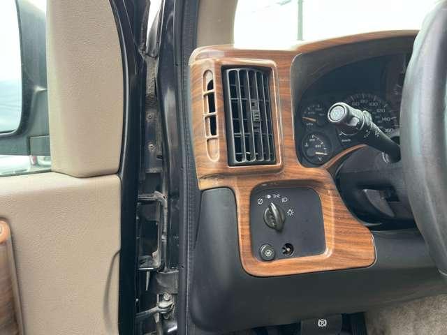 シボレーエクスプレス ベースグレード 左ハンドル ETC アルミホイール エアコン 運転席エアバッグ(31枚目)