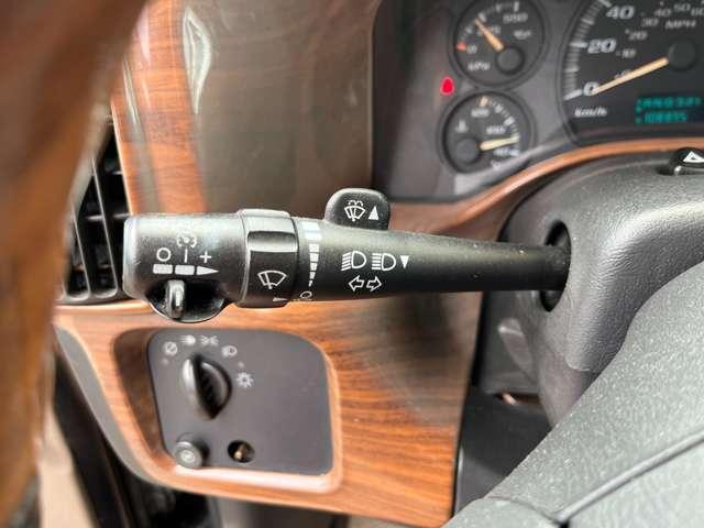 シボレーエクスプレス ベースグレード 左ハンドル ETC アルミホイール エアコン 運転席エアバッグ(35枚目)