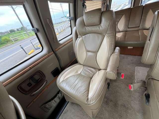 シボレーエクスプレス ベースグレード 左ハンドル ETC アルミホイール エアコン 運転席エアバッグ(67枚目)