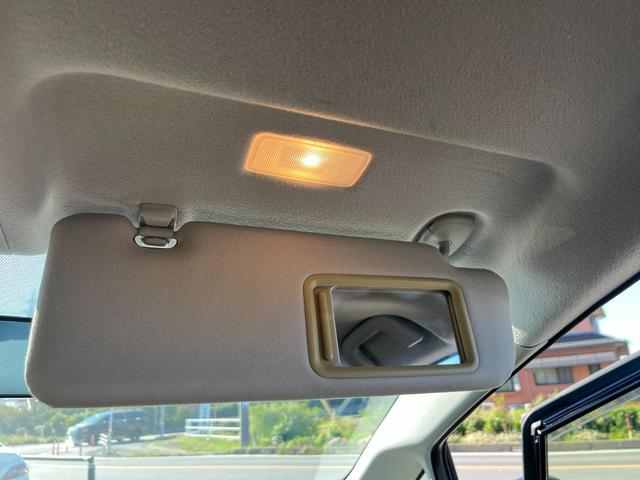 プリウス Ｓツーリングセレクション・Ｇ’ｓ　ＥＴＣ　バックカメラ　ナビ　アルミホイール　オートライト　ＨＩＤ　ＣＶＴ　スマートキー　電動格納ミラー　盗難防止システム　パワーシート　衝突安全ボディ　ＡＢＳ　エアコン　パワーステアリング（24枚目）