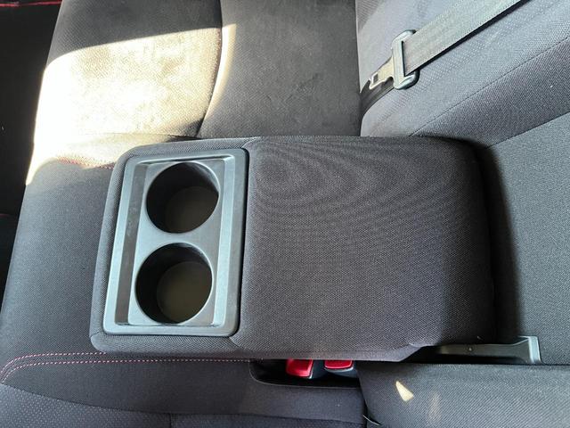 プリウス Ｓツーリングセレクション・Ｇ’ｓ　ＥＴＣ　バックカメラ　ナビ　アルミホイール　オートライト　ＨＩＤ　ＣＶＴ　スマートキー　電動格納ミラー　盗難防止システム　パワーシート　衝突安全ボディ　ＡＢＳ　エアコン　パワーステアリング（44枚目）