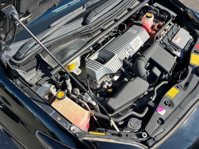 プリウス Ｓツーリングセレクション・Ｇ’ｓ　ＥＴＣ　バックカメラ　ナビ　アルミホイール　オートライト　ＨＩＤ　ＣＶＴ　スマートキー　電動格納ミラー　盗難防止システム　パワーシート　衝突安全ボディ　ＡＢＳ　エアコン　パワーステアリング（49枚目）
