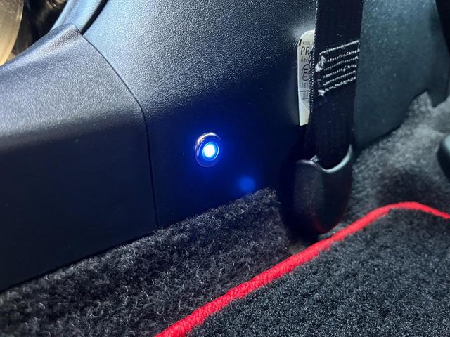 プリウス Ｓツーリングセレクション・Ｇ’ｓ　ＥＴＣ　バックカメラ　ナビ　アルミホイール　オートライト　ＨＩＤ　ＣＶＴ　スマートキー　電動格納ミラー　盗難防止システム　パワーシート　衝突安全ボディ　ＡＢＳ　エアコン　パワーステアリング（62枚目）