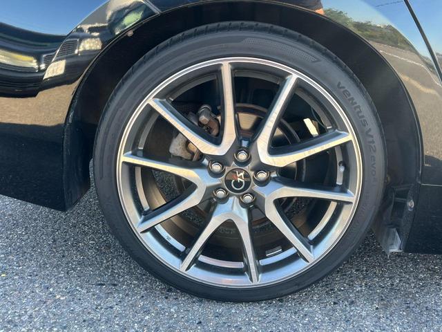 プリウス Ｓツーリングセレクション・Ｇ’ｓ　ＥＴＣ　バックカメラ　ナビ　アルミホイール　オートライト　ＨＩＤ　ＣＶＴ　スマートキー　電動格納ミラー　盗難防止システム　パワーシート　衝突安全ボディ　ＡＢＳ　エアコン　パワーステアリング（67枚目）