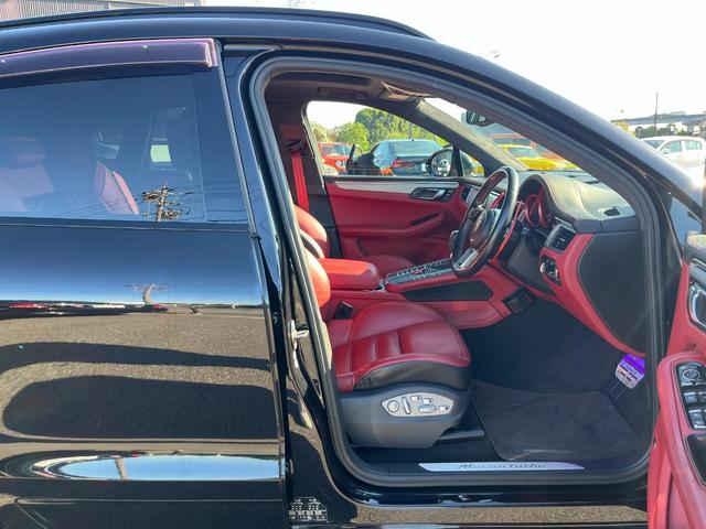 マカン マカン ターボ 4WD バックカメラ クリアランスソナー パワーシート サンルーフ ターボ TV オートライト HID アルミホイール アイドリングストップ シートヒーター シートエアコン AT 盗難防止システム(19枚目)