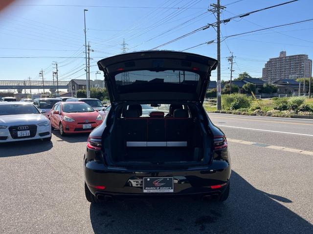 マカン マカン ターボ 4WD バックカメラ クリアランスソナー パワーシート サンルーフ ターボ TV オートライト HID アルミホイール アイドリングストップ シートヒーター シートエアコン AT 盗難防止システム(52枚目)