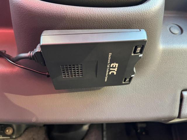トヨタクラシック クラシック　ＥＴＣ　アルミホイール　ＡＴ　Ｂｌｕｅｔｏｏｔｈ　エアコン　パワーステアリング　パワーウィンドウ（3枚目）