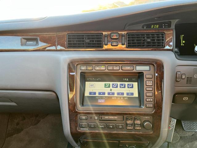 クラウンマジェスタ Ｃタイプ　オートクルーズコントロール　アルミホイール　オートライト　ＨＩＤ　サンルーフ　ＡＴ　ＣＤ　カセット　ＡＢＳ　エアコン　パワーステアリング　パワーウィンドウ　運転席エアバッグ　助手席エアバッグ（33枚目）