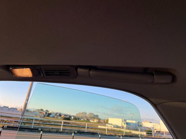 クラウンマジェスタ Ｃタイプ　オートクルーズコントロール　アルミホイール　オートライト　ＨＩＤ　サンルーフ　ＡＴ　ＣＤ　カセット　ＡＢＳ　エアコン　パワーステアリング　パワーウィンドウ　運転席エアバッグ　助手席エアバッグ（41枚目）