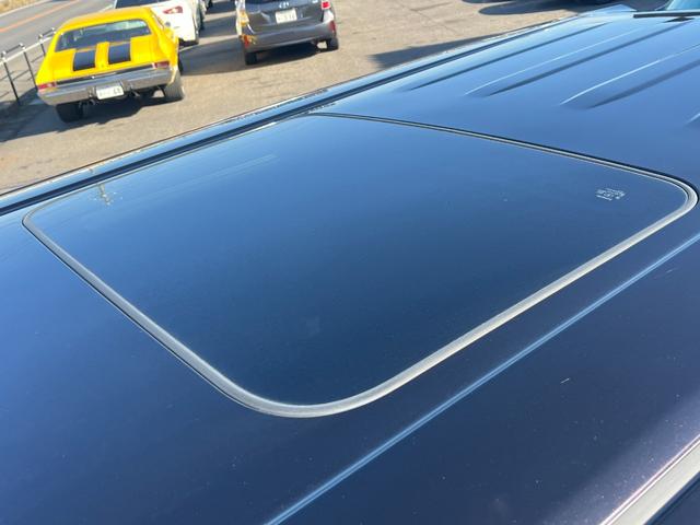 ヴェルファイア ２．５Ｚ　Ｇエディション　ＥＴＣ　バックカメラ　ナビ　クリアランスソナー　オートクルーズコントロール　両側電動スライドドア　オートライト　ＬＥＤヘッドランプ　サンルーフ　電動リアゲート　スマートキー　電動格納ミラー（4枚目）