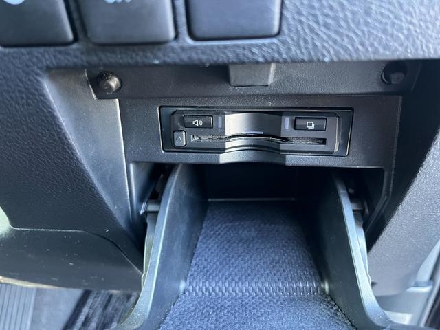 ヴェルファイア ２．５Ｚ　Ｇエディション　ＥＴＣ　バックカメラ　ナビ　クリアランスソナー　オートクルーズコントロール　両側電動スライドドア　オートライト　ＬＥＤヘッドランプ　サンルーフ　電動リアゲート　スマートキー　電動格納ミラー（6枚目）