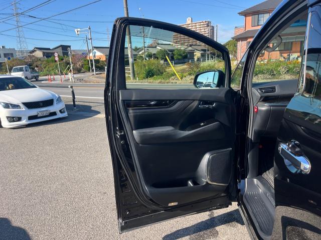 ヴェルファイア ２．５Ｚ　Ｇエディション　ＥＴＣ　バックカメラ　ナビ　クリアランスソナー　オートクルーズコントロール　両側電動スライドドア　オートライト　ＬＥＤヘッドランプ　サンルーフ　電動リアゲート　スマートキー　電動格納ミラー（22枚目）