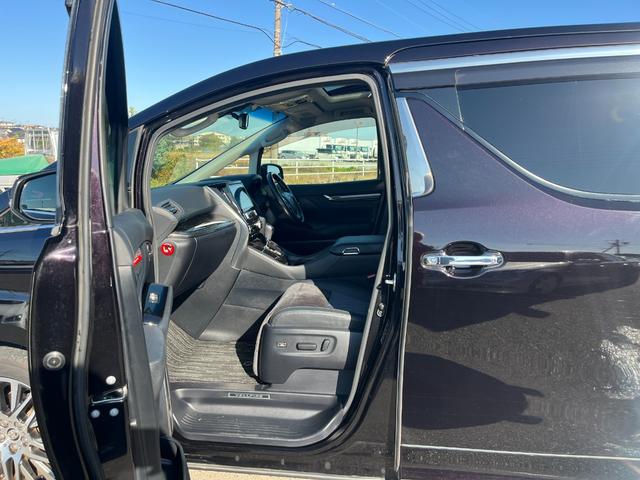 ヴェルファイア ２．５Ｚ　Ｇエディション　ＥＴＣ　バックカメラ　ナビ　クリアランスソナー　オートクルーズコントロール　両側電動スライドドア　オートライト　ＬＥＤヘッドランプ　サンルーフ　電動リアゲート　スマートキー　電動格納ミラー（23枚目）