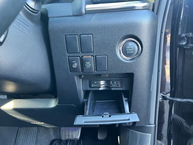 ヴェルファイア ２．５Ｚ　Ｇエディション　ＥＴＣ　バックカメラ　ナビ　クリアランスソナー　オートクルーズコントロール　両側電動スライドドア　オートライト　ＬＥＤヘッドランプ　サンルーフ　電動リアゲート　スマートキー　電動格納ミラー（32枚目）