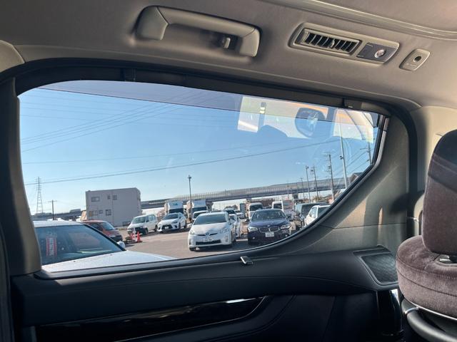 ヴェルファイア ２．５Ｚ　Ｇエディション　ＥＴＣ　バックカメラ　ナビ　クリアランスソナー　オートクルーズコントロール　両側電動スライドドア　オートライト　ＬＥＤヘッドランプ　サンルーフ　電動リアゲート　スマートキー　電動格納ミラー（45枚目）