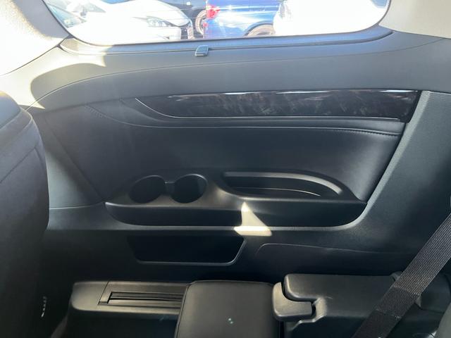 ヴェルファイア ２．５Ｚ　Ｇエディション　ＥＴＣ　バックカメラ　ナビ　クリアランスソナー　オートクルーズコントロール　両側電動スライドドア　オートライト　ＬＥＤヘッドランプ　サンルーフ　電動リアゲート　スマートキー　電動格納ミラー（54枚目）