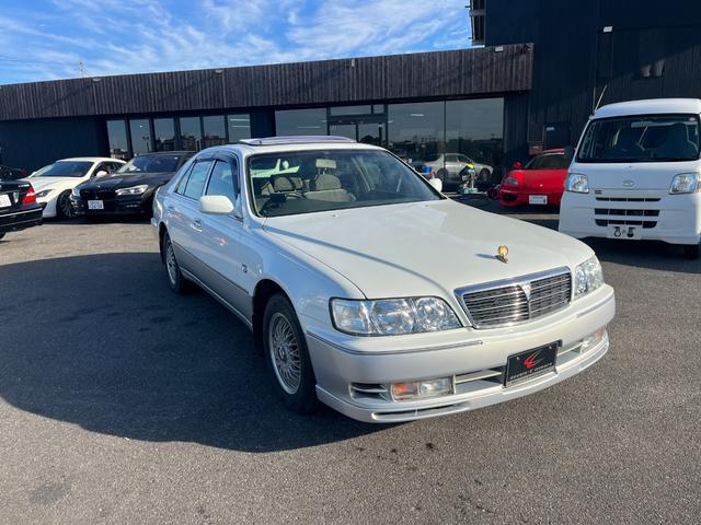 シーマ ３０ＬＶ　ＥＴＣ　オートクルーズコントロール　アルミホイール　オートライト　サンルーフ　ＡＴ　キーレスエントリー　電動格納ミラー　ターボ　パワーシート　ＣＤ　カセット　ＡＢＳ　エアコン　パワーステアリング（11枚目）