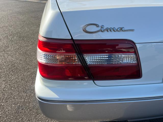 シーマ ３０ＬＶ　ＥＴＣ　オートクルーズコントロール　アルミホイール　オートライト　サンルーフ　ＡＴ　キーレスエントリー　電動格納ミラー　ターボ　パワーシート　ＣＤ　カセット　ＡＢＳ　エアコン　パワーステアリング（15枚目）