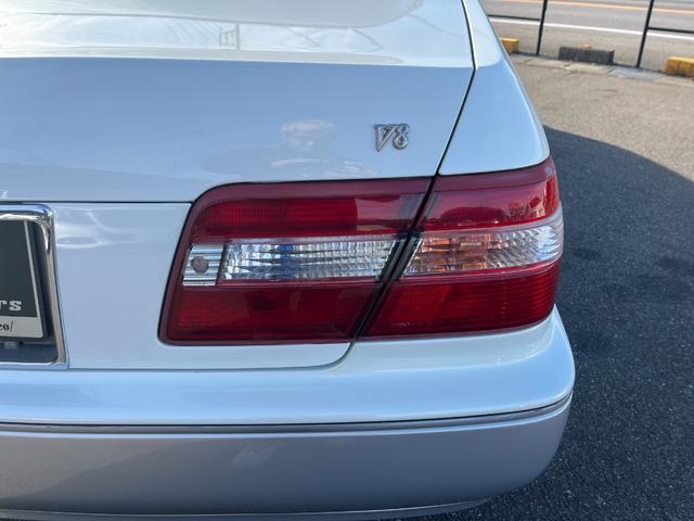 シーマ ３０ＬＶ　ＥＴＣ　オートクルーズコントロール　アルミホイール　オートライト　サンルーフ　ＡＴ　キーレスエントリー　電動格納ミラー　ターボ　パワーシート　ＣＤ　カセット　ＡＢＳ　エアコン　パワーステアリング（16枚目）