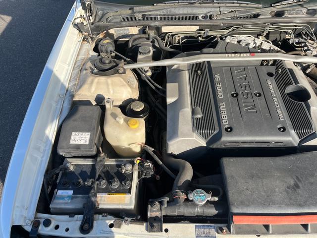 シーマ ３０ＬＶ　ＥＴＣ　オートクルーズコントロール　アルミホイール　オートライト　サンルーフ　ＡＴ　キーレスエントリー　電動格納ミラー　ターボ　パワーシート　ＣＤ　カセット　ＡＢＳ　エアコン　パワーステアリング（52枚目）