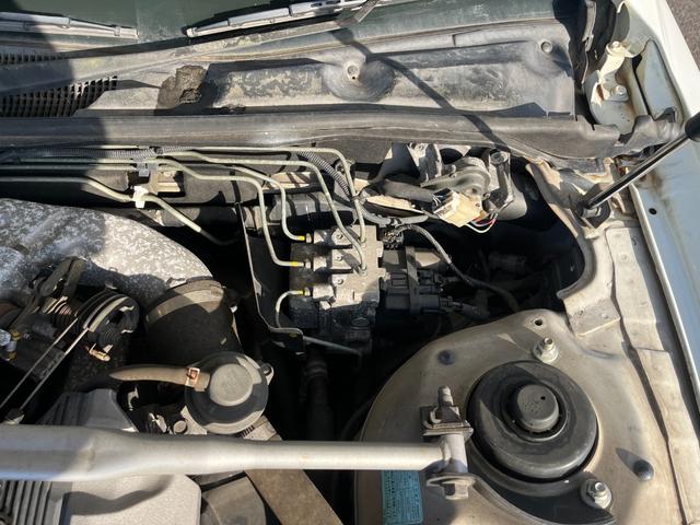 シーマ ３０ＬＶ　ＥＴＣ　オートクルーズコントロール　アルミホイール　オートライト　サンルーフ　ＡＴ　キーレスエントリー　電動格納ミラー　ターボ　パワーシート　ＣＤ　カセット　ＡＢＳ　エアコン　パワーステアリング（57枚目）