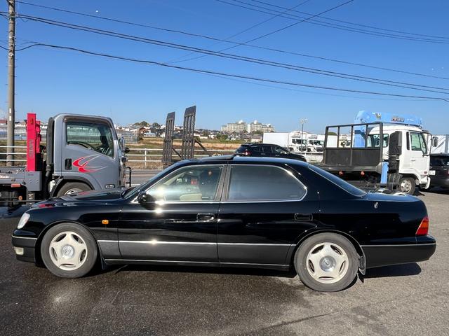 ＬＳ４００ ベースグレード　左ハンドル　ＥＴＣ　オートクルーズコントロール　アルミホイール　オートライト　サンルーフ　パワーシート　ＣＤ　ＤＶＤ再生　エアコン　パワーウィンドウ（5枚目）