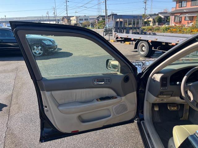 ＬＳ４００ ベースグレード　左ハンドル　ＥＴＣ　オートクルーズコントロール　アルミホイール　オートライト　サンルーフ　パワーシート　ＣＤ　ＤＶＤ再生　エアコン　パワーウィンドウ（16枚目）