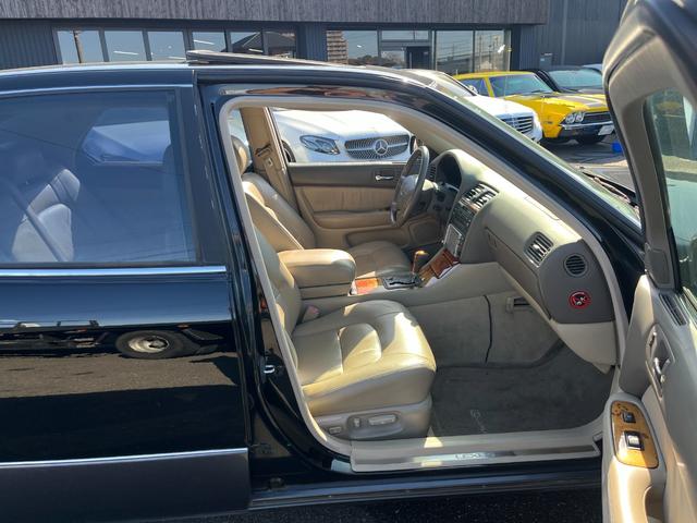ＬＳ４００ ベースグレード　左ハンドル　ＥＴＣ　オートクルーズコントロール　アルミホイール　オートライト　サンルーフ　パワーシート　ＣＤ　ＤＶＤ再生　エアコン　パワーウィンドウ（21枚目）