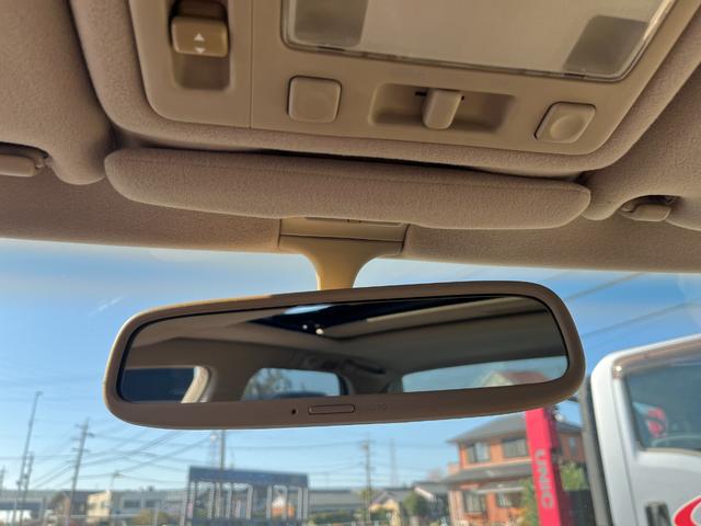 ＬＳ４００ ベースグレード　左ハンドル　ＥＴＣ　オートクルーズコントロール　アルミホイール　オートライト　サンルーフ　パワーシート　ＣＤ　ＤＶＤ再生　エアコン　パワーウィンドウ（26枚目）